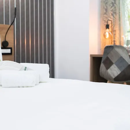 Trastevere Luxury Rooms-3